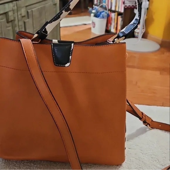 Awesome, NWOT Tan with Cow Decor Handle is a UnBranded Shoulder Bag/Cross Body. - Picture 5 of 16
